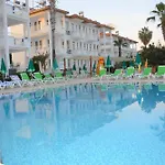 Dream Of Hotel Side